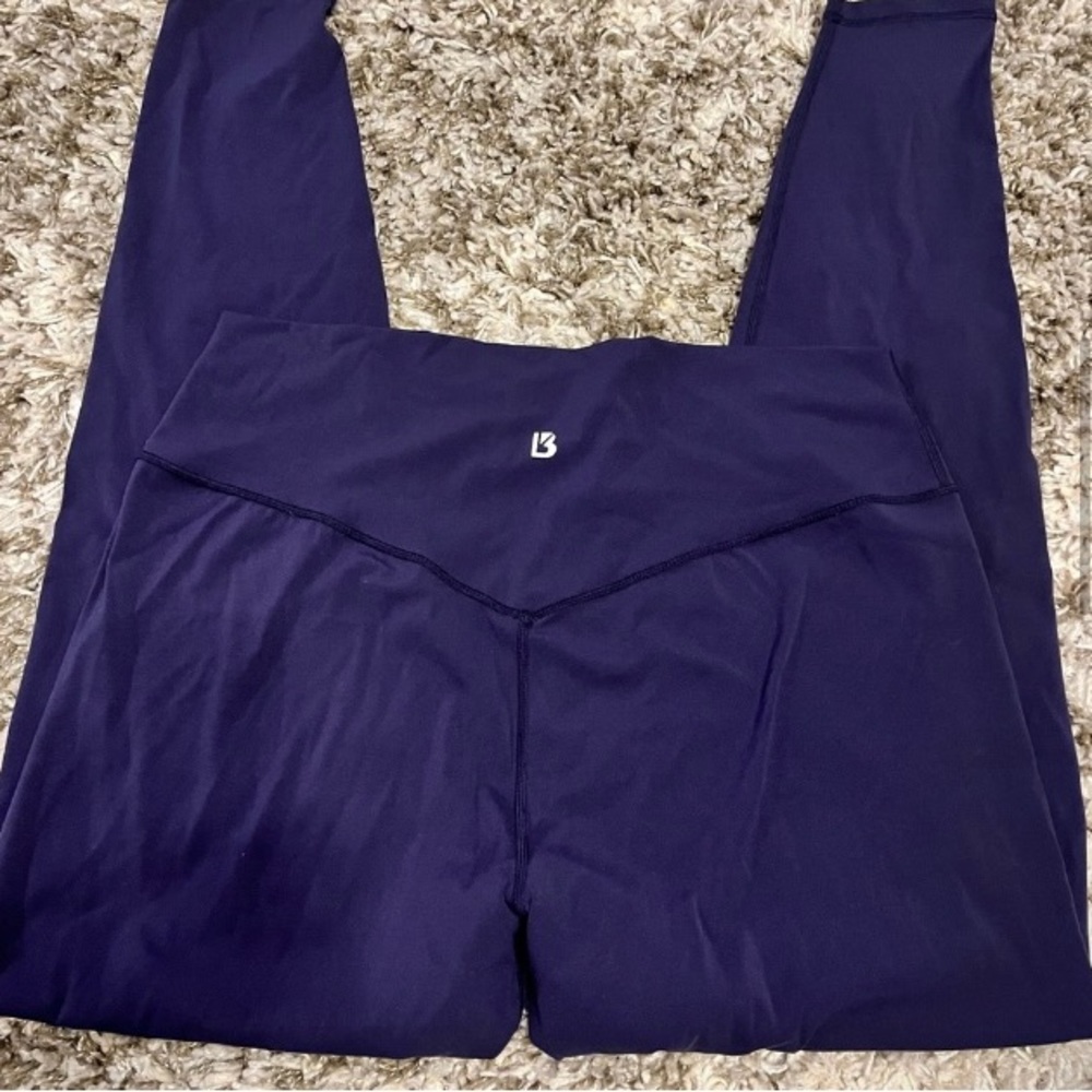 BuffBunny Navy Leggings